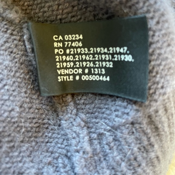 CLUB MONACO  Sweater Cape - Picture 9 of 11